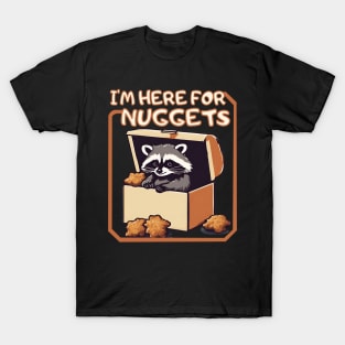 Raccoon in nugget box T-Shirt